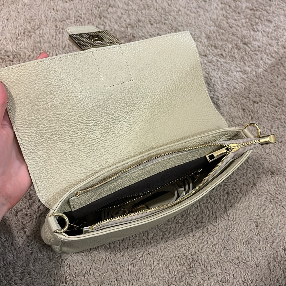 Divina Firenze Cream Beige Purse - Picture 2 of 4